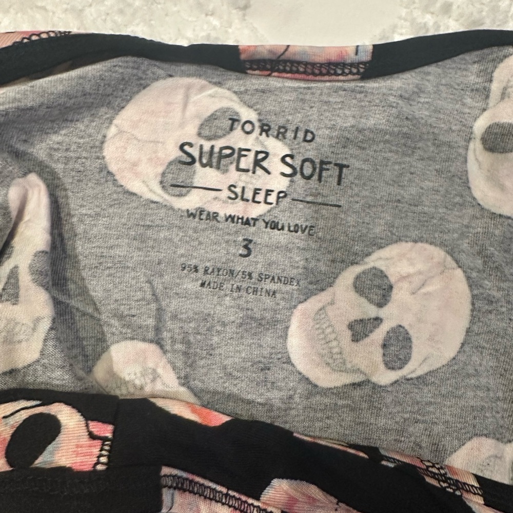 Torrid • super soft Henley skull sleeveless sleep romper - Picture 7 of 7